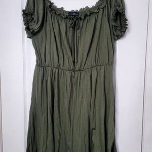 International Company dress